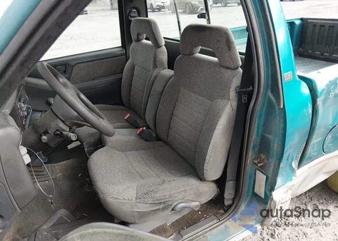 1994 Chevrolet S Truck S10 from USA, damaged, VIN 1GCCS14Z6R8163370